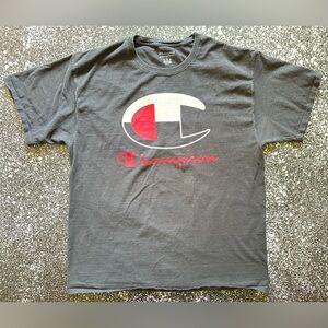 Champion Activewear T-Shirt Size Large